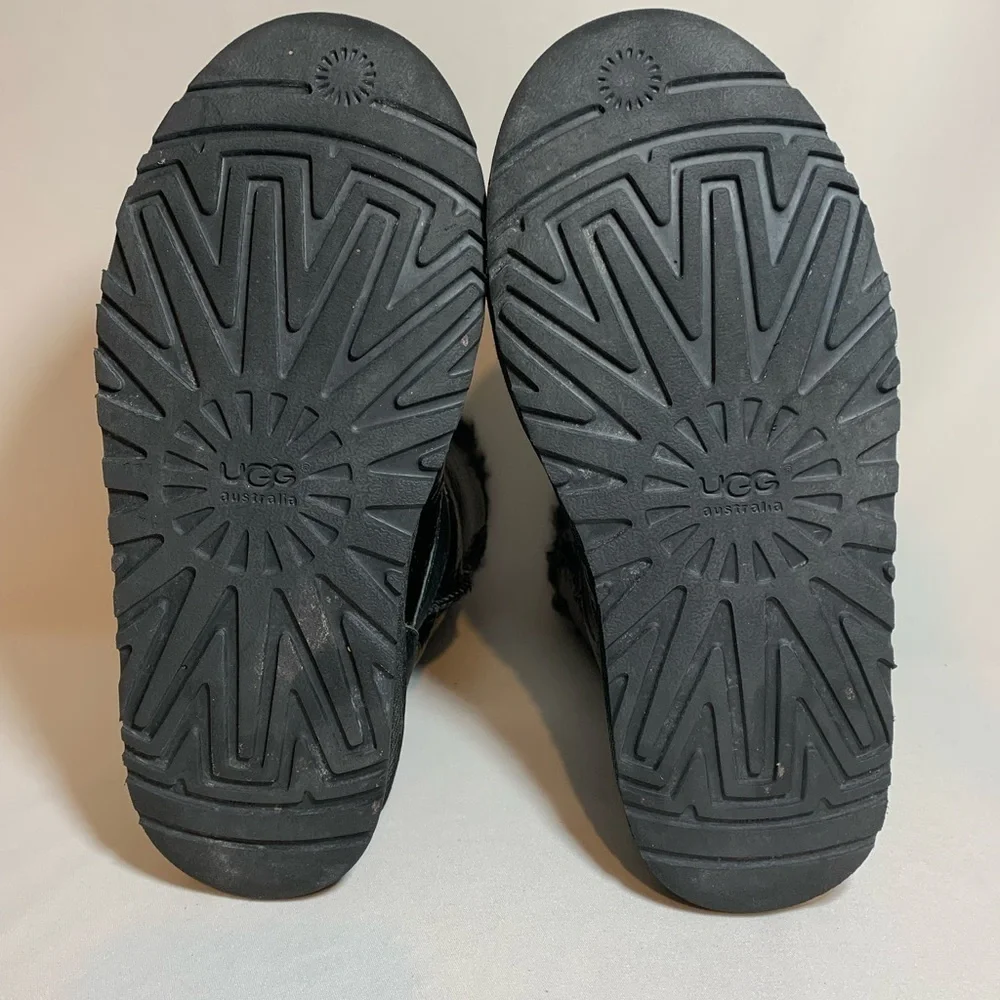 UGG Black Shiny Booties Sz 5 Big Girl